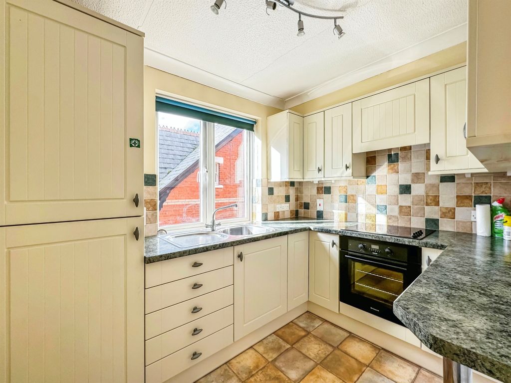 Property photo 2 of 15