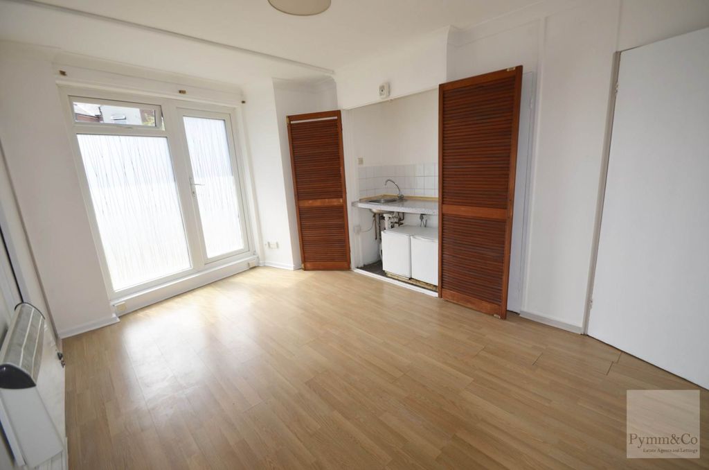 Property photo 2 of 3