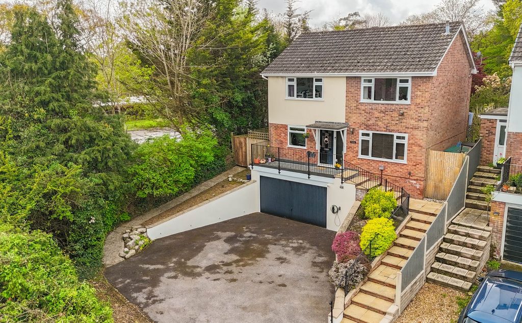 Property photo 1 of 30