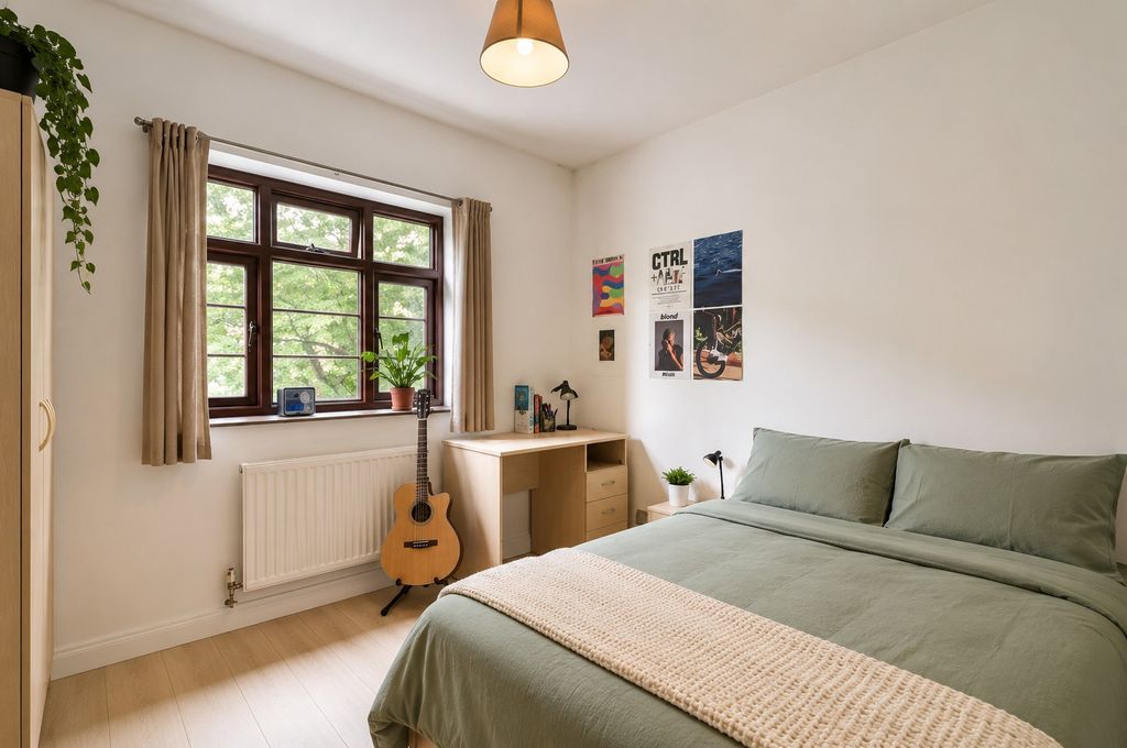 Property photo 2 of 3