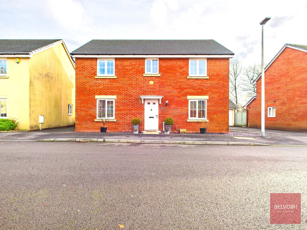 Property photo 2 of 33