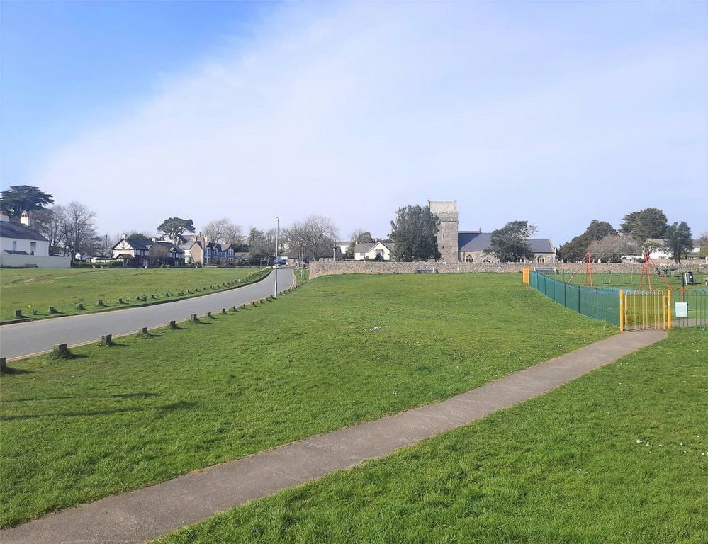 Property photo 3 of 3