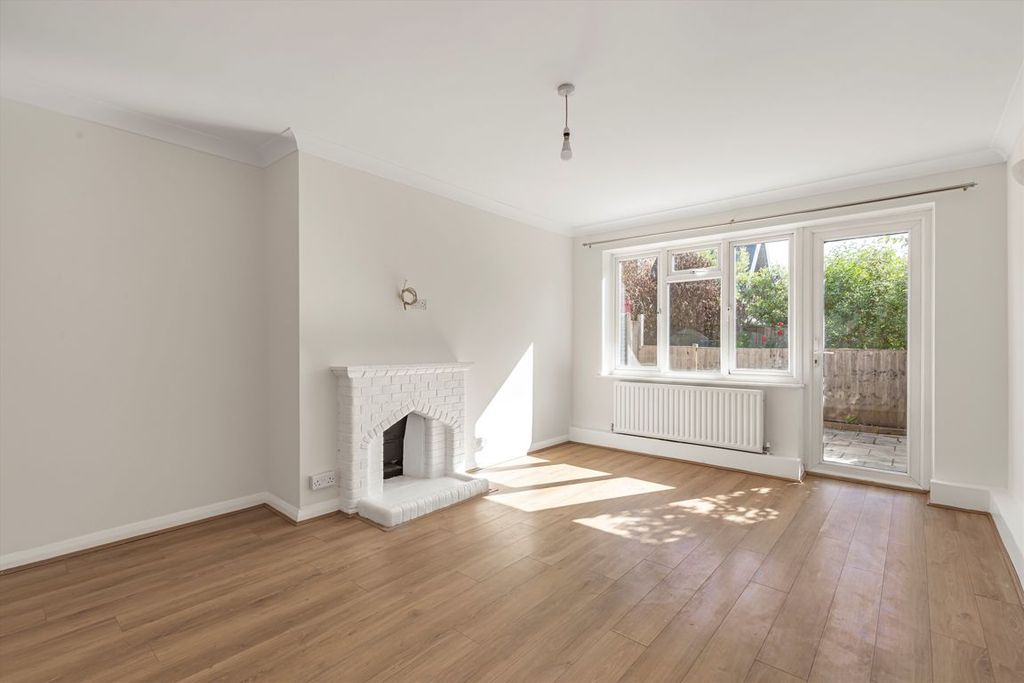Property photo 2 of 5