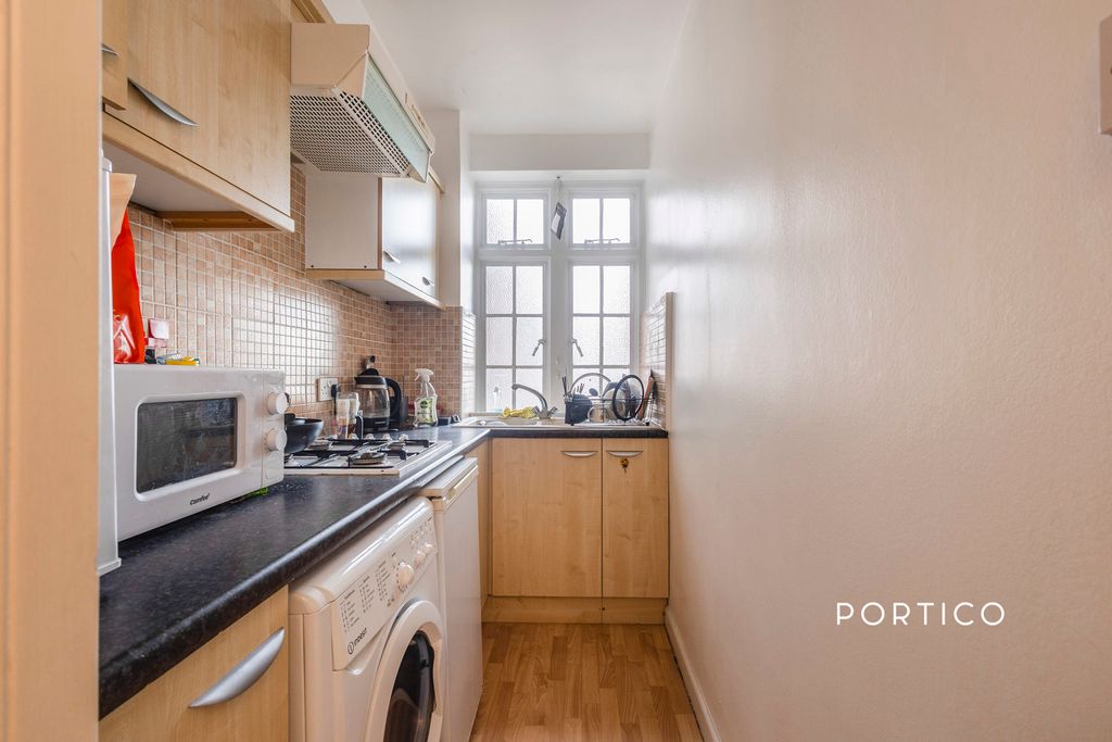 Property photo 2 of 7 Pbox-Img.Jpg