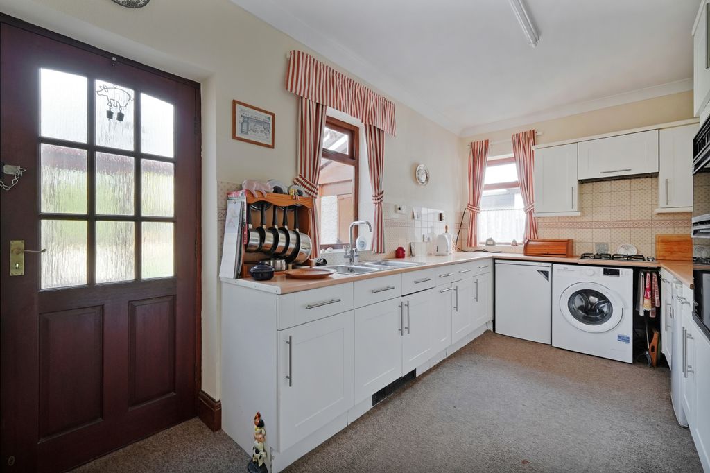 Property photo 2 of 20 Dsc03171