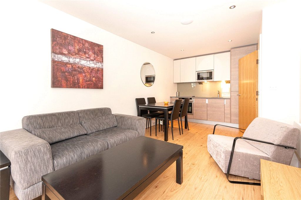 Property photo 1 of 4 Picture No. 04