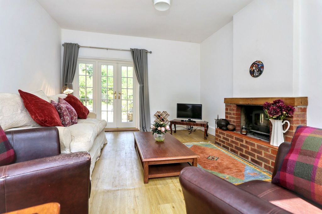 Property photo 2 of 16
