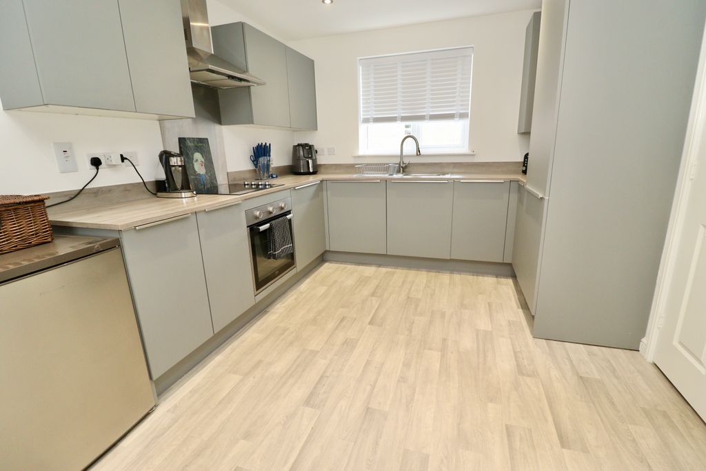 Property photo 2 of 21 Img_6312