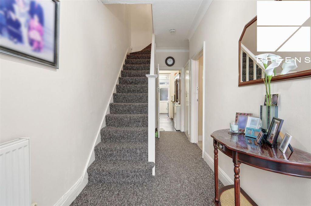 Property photo 2 of 23 Img_1814.Jpg