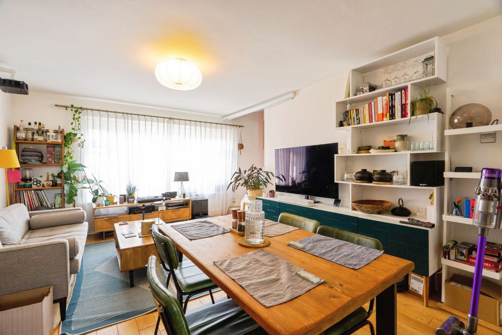 Property photo 2 of 17 Lounge/Dining Room