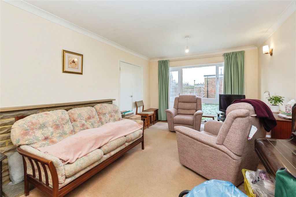 Property photo 2 of 14 Picture No. 36