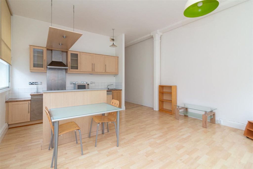 Property photo 2 of 11 Picture No. 09