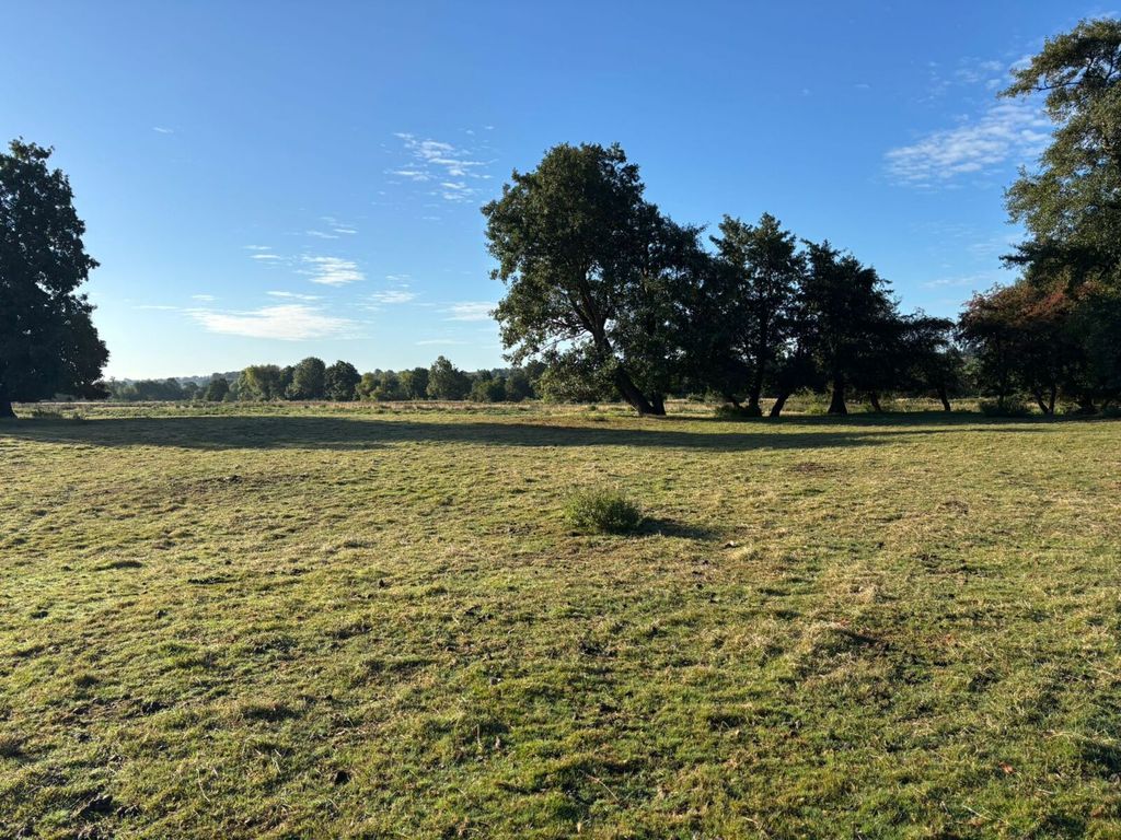 Property photo 2 of 9 Land