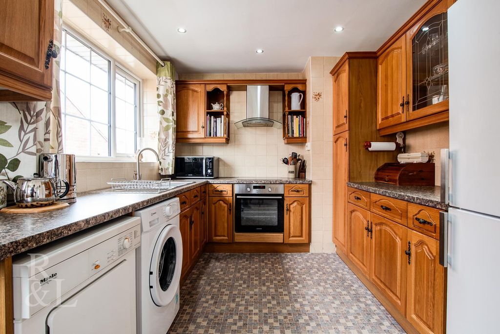 Property photo 3 of 22 B (7).Jpg