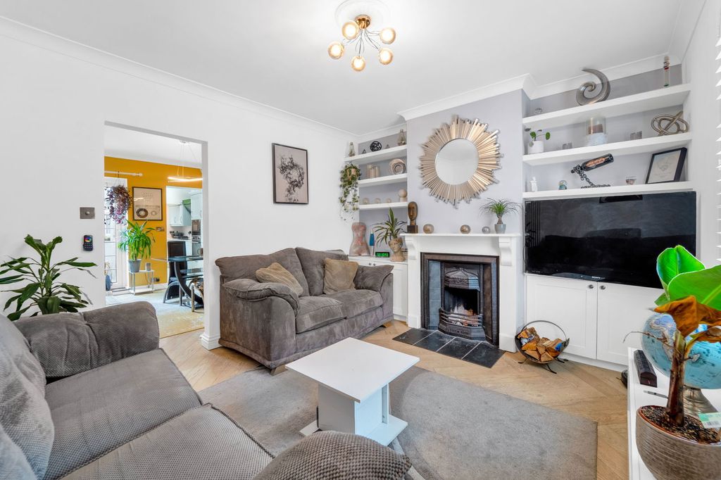 Property photo 2 of 15