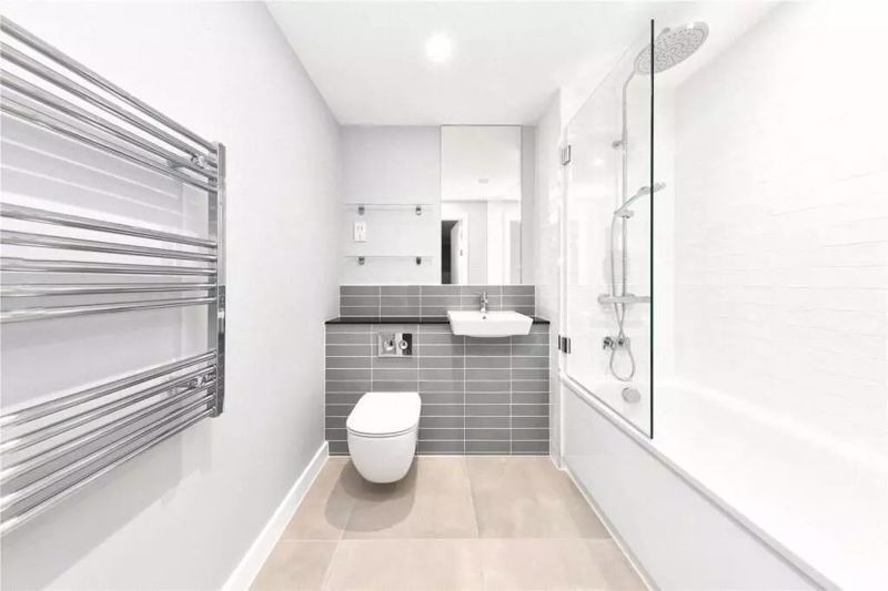 Property photo 3 of 11 Photo 8