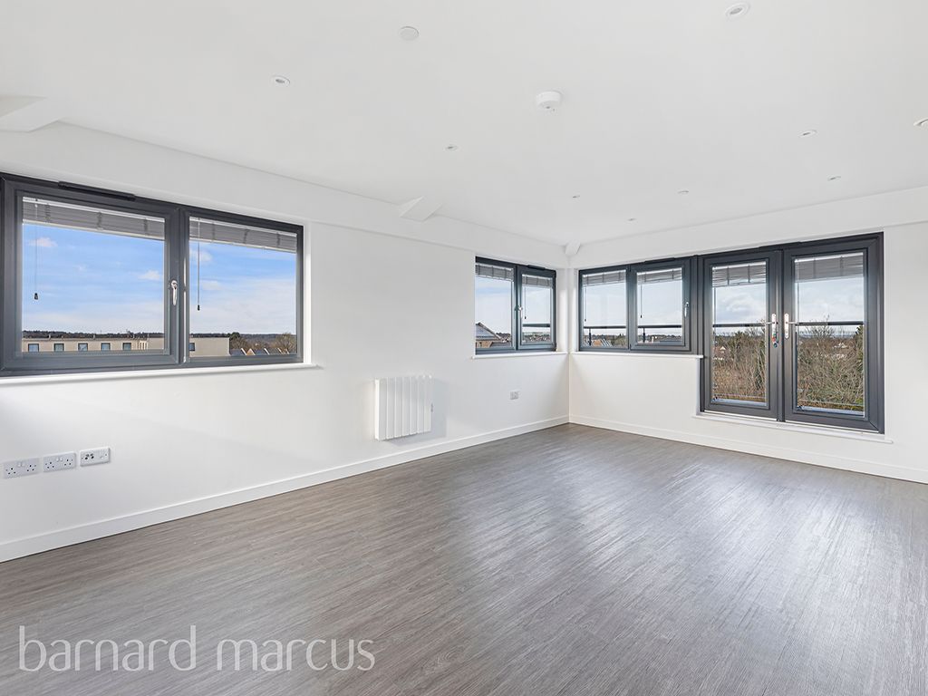 Property photo 2 of 8 Image