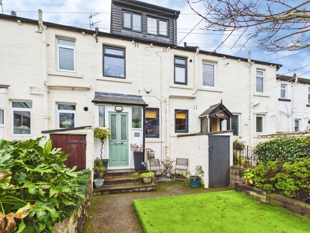 Property photo 1 of 17 Cam04899G0-Pr0301-Still020.Jpg