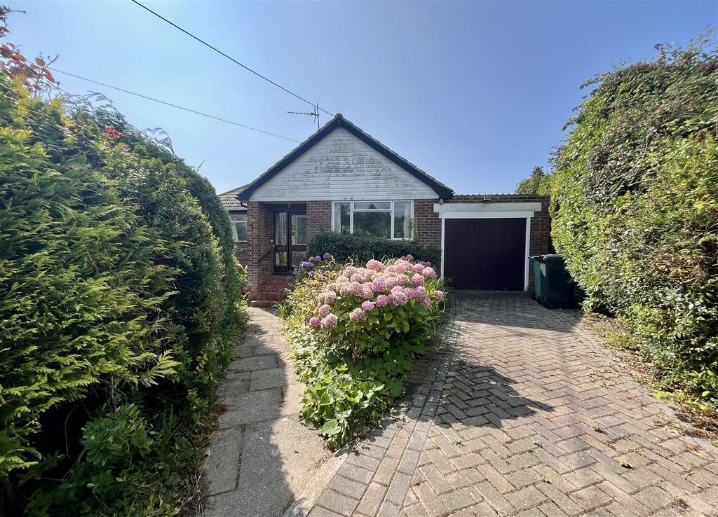 Property photo 1 of 23
