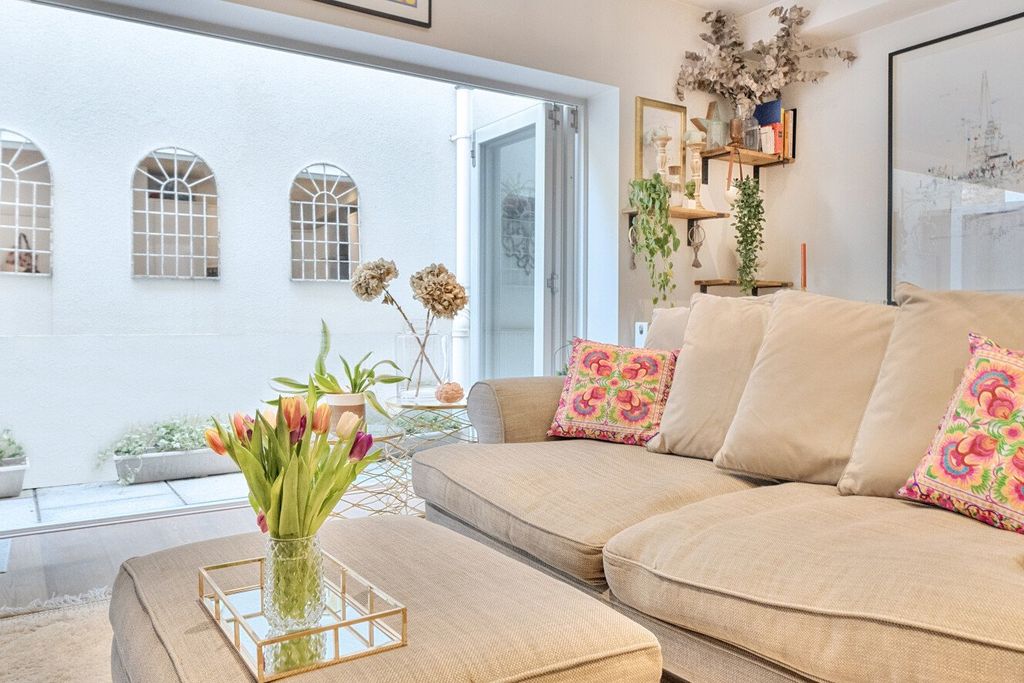 Property photo 2 of 16 Picture No. 31