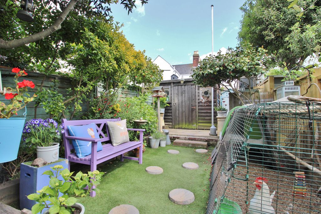 Property photo 3 of 18