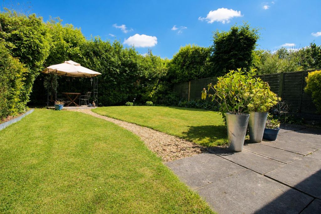 Property photo 3 of 16 Garden2.Png