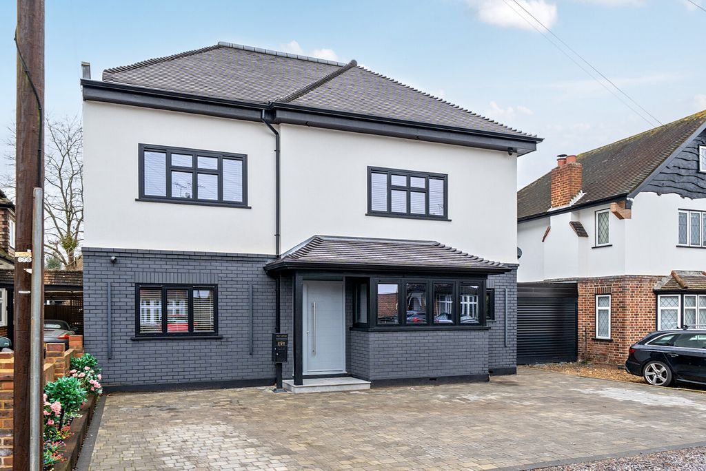 Property photo 1 of 24 1410232-1-6996Ef2...