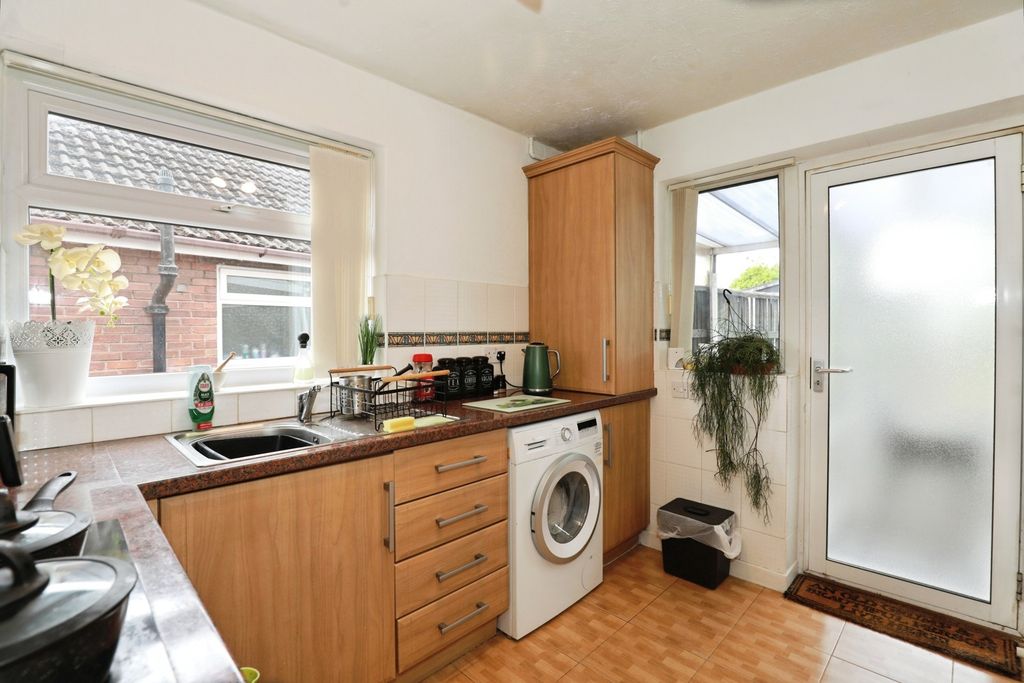 Property photo 2 of 15 Pbox-Img.Jpg