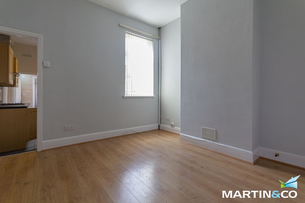 Property photo 3 of 9