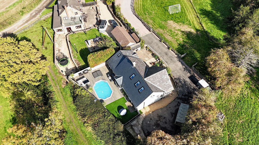 Property photo 1 of 66