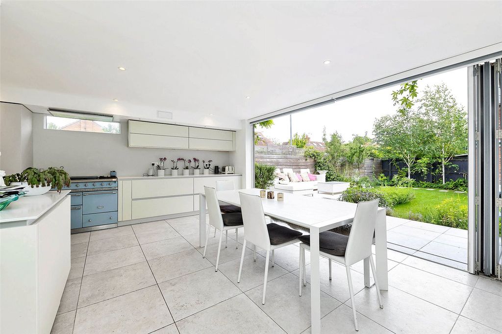Property photo 3 of 15 Picture No. 09