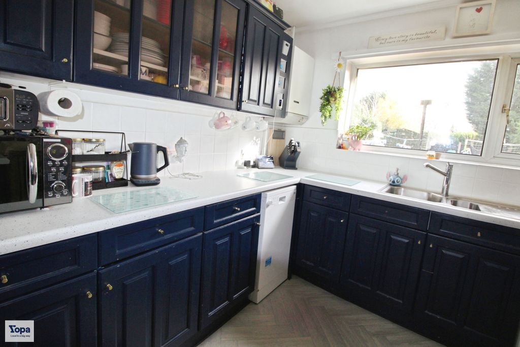 Property photo 2 of 19 Photo #2