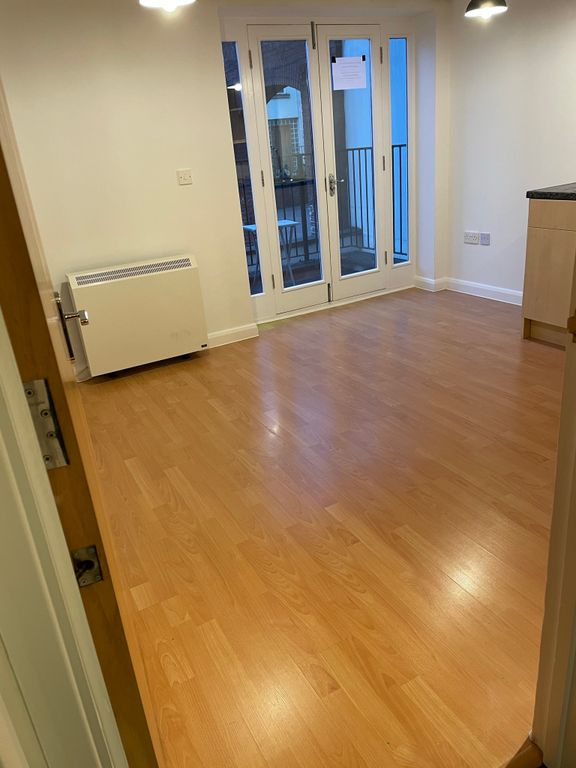 Property photo 2 of 9