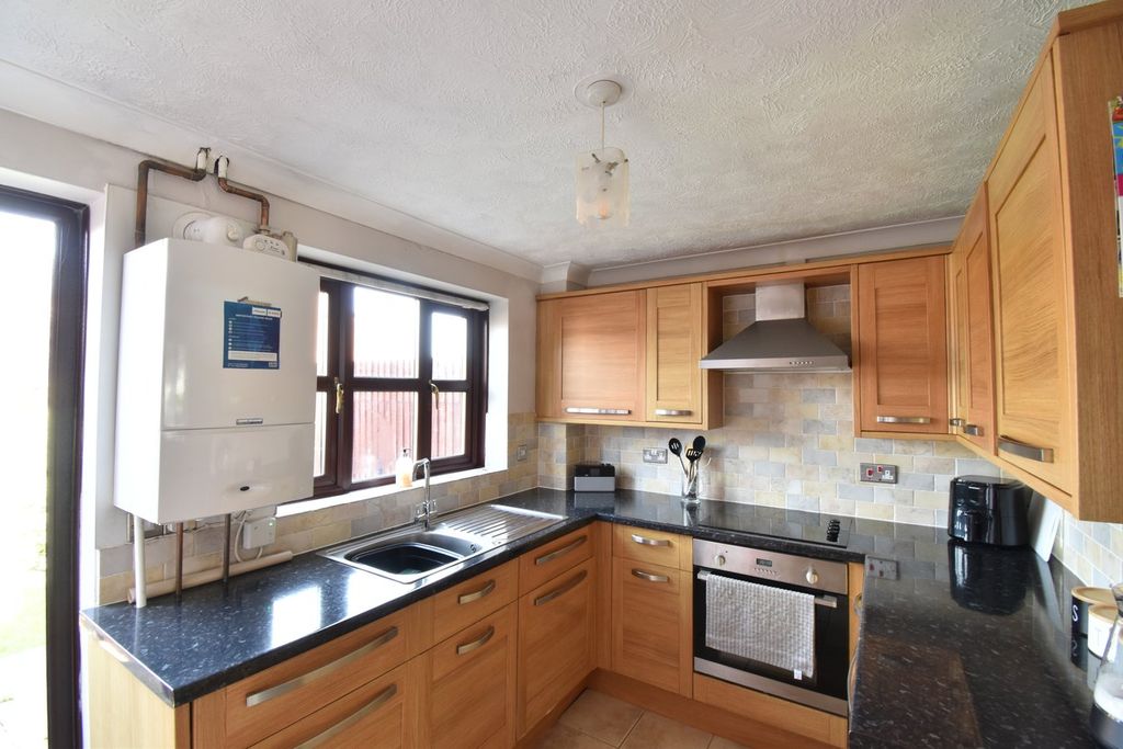 Property photo 2 of 7