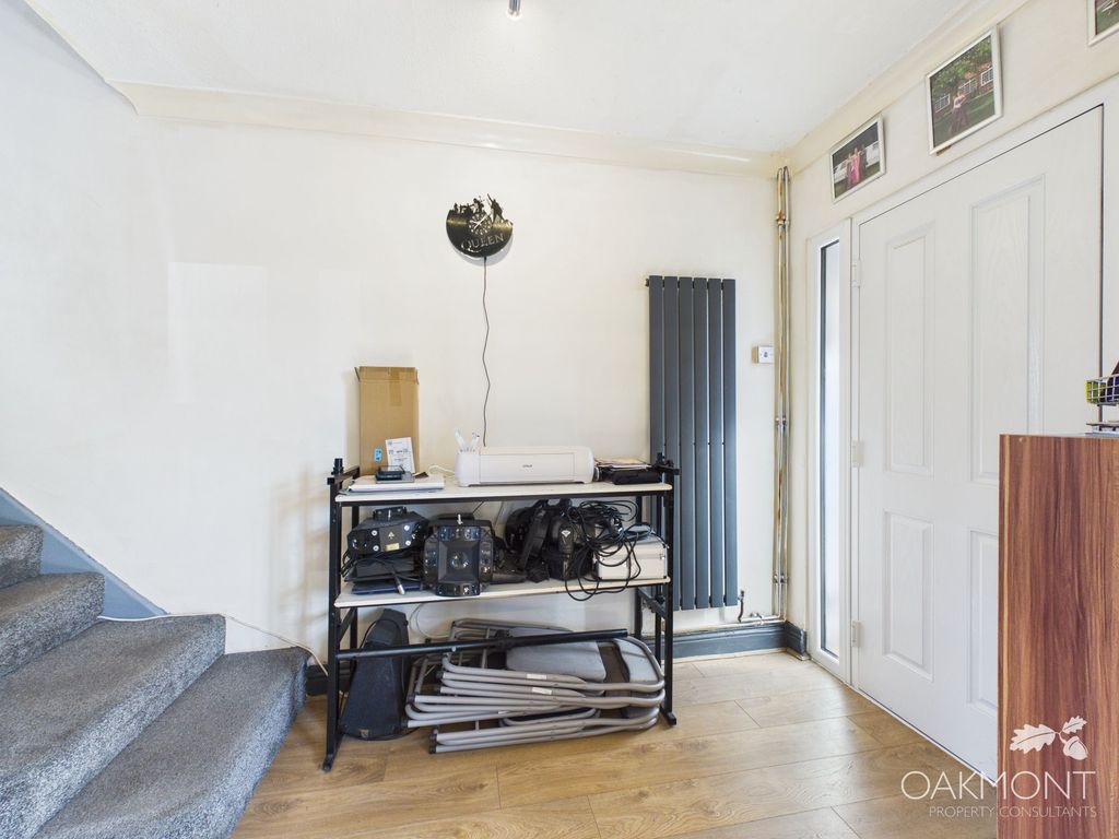 Property photo 3 of 21