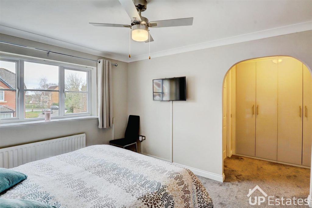 Additional image 10 of 7 bed detached house for saleSnowdrop Close, Bedworth CV12