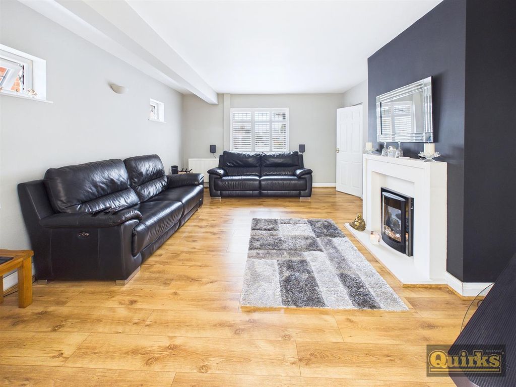 Property photo 3 of 24 Cam02342G0-Pr0202-Still003.Jpg