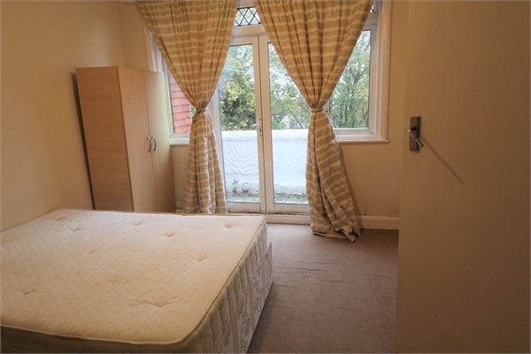 Property photo 3 of 3