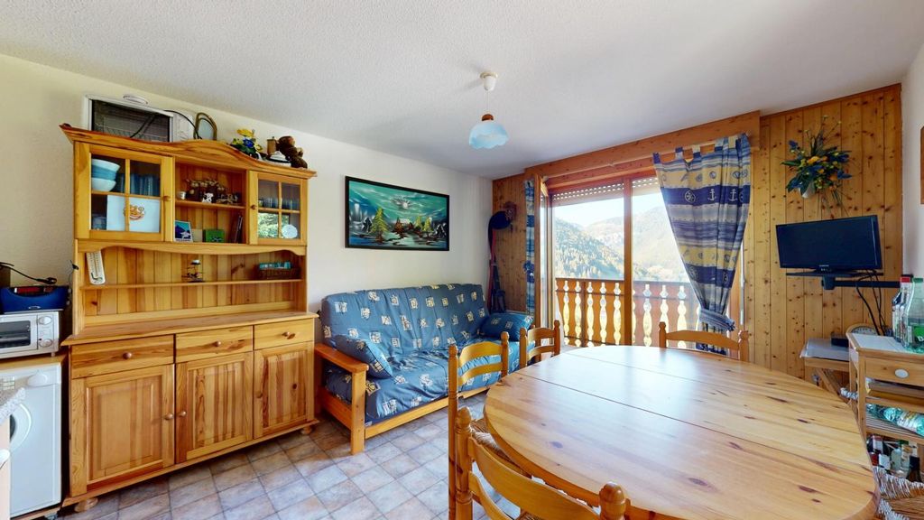 Property photo 3 of 21