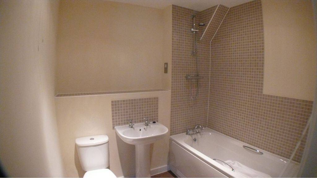 Property photo 3 of 8