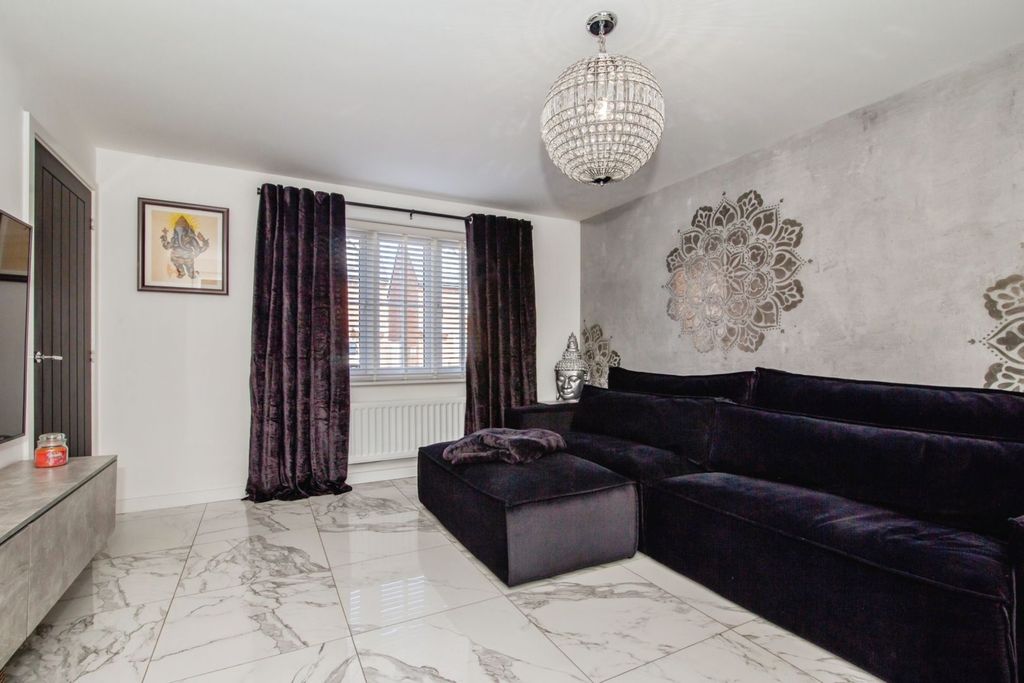 Property photo 2 of 15 Living Room