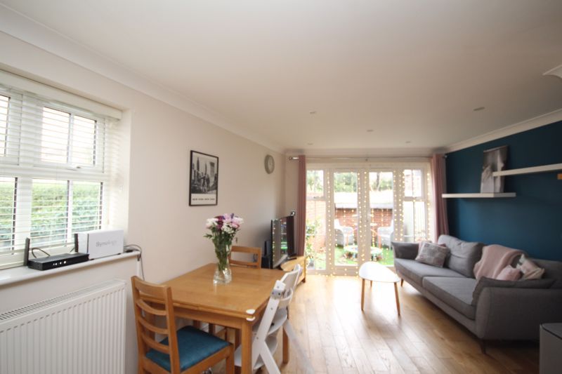 Property photo 3 of 17 Photo 18