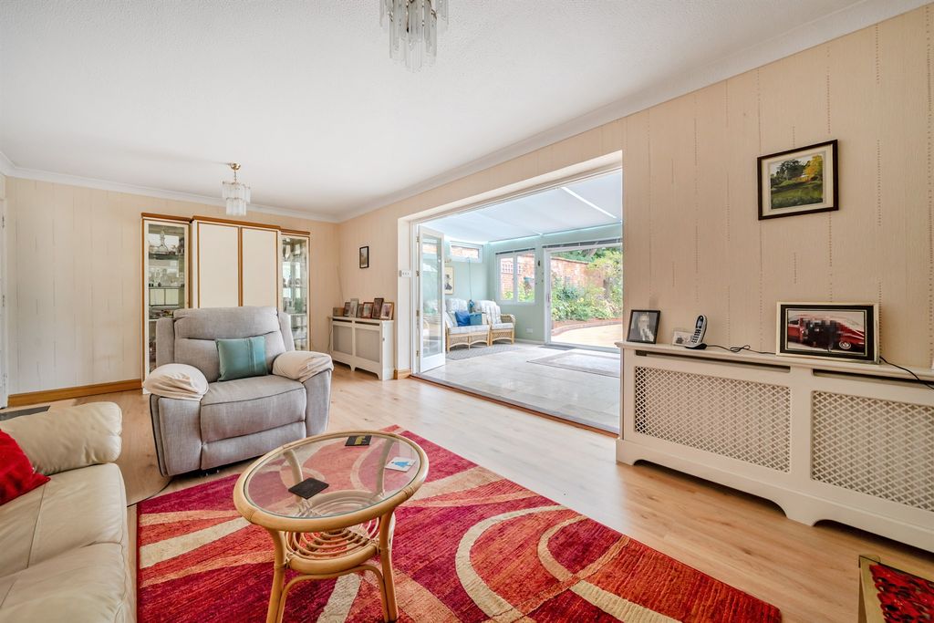 Property photo 3 of 14