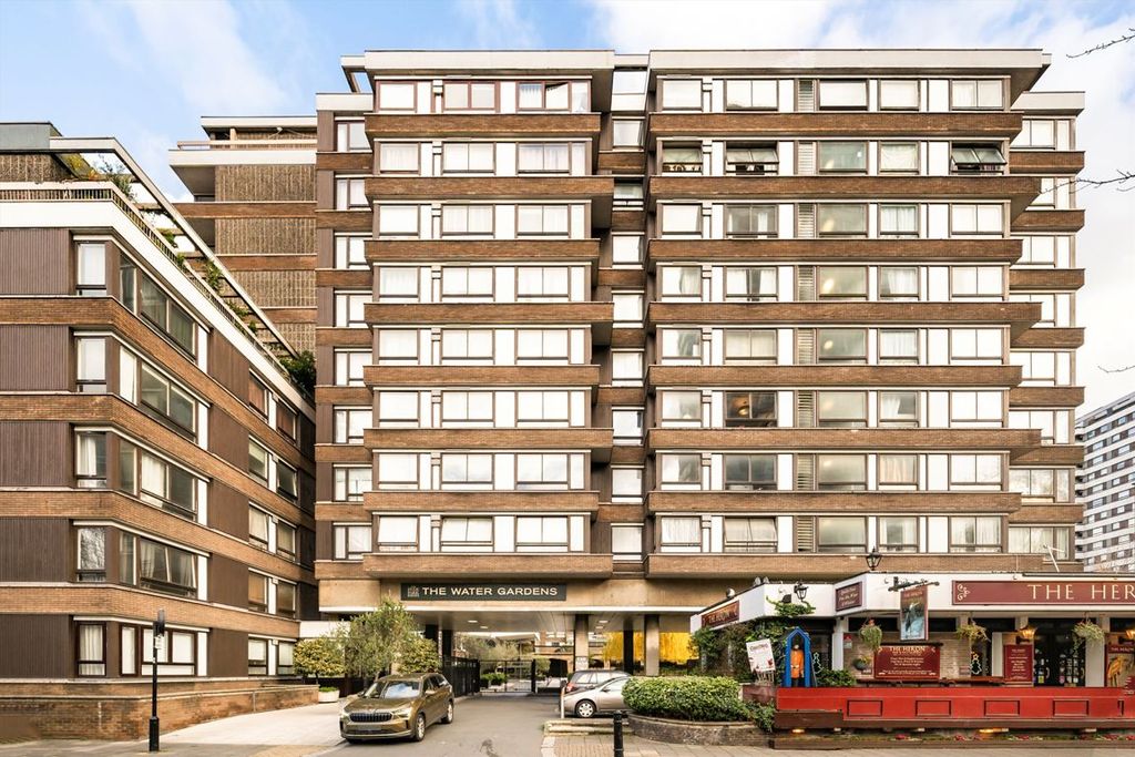 Property photo 2 of 5