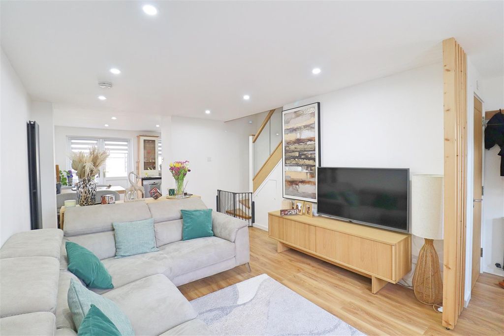 Property photo 2 of 20 Img_4302.Jpg