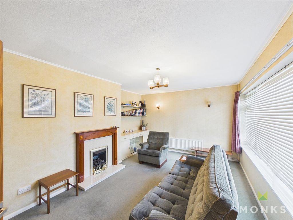 Property photo 2 of 17 Cam01348G0-Pr0806-Still001.Jpg