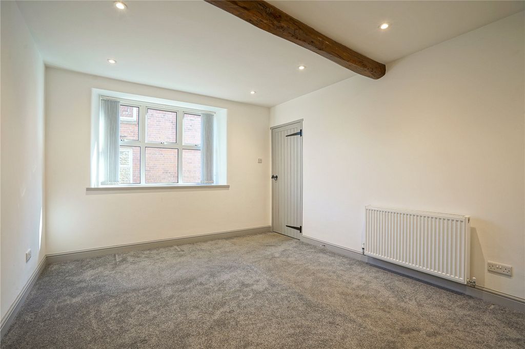 Property photo 3 of 15 Picture No. 07