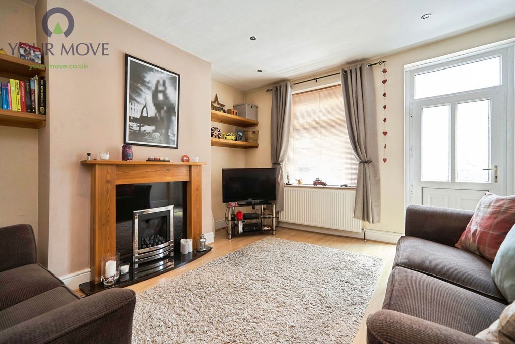 Property photo 3 of 26 Pbox-Img.Jpg