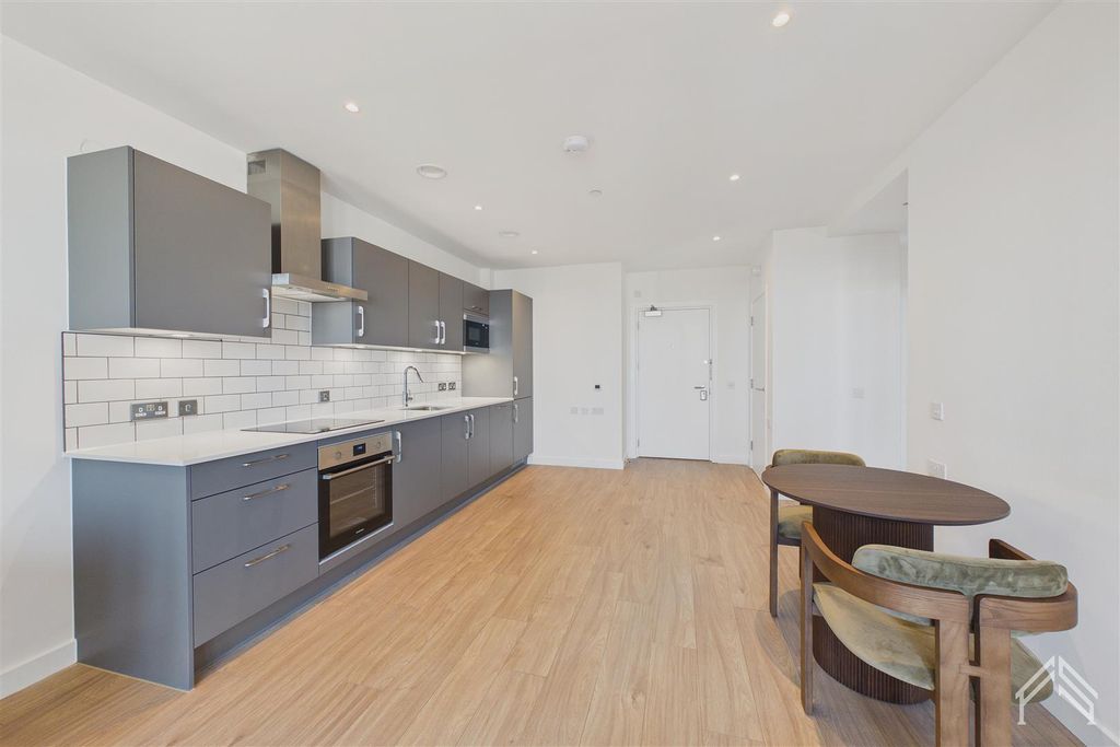 Property photo 2 of 14 2.Jpg