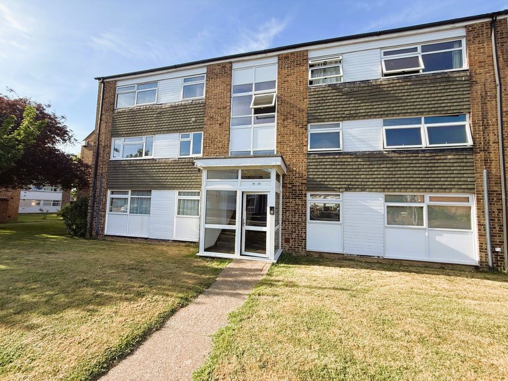 Property photo 1 of 8 1828531